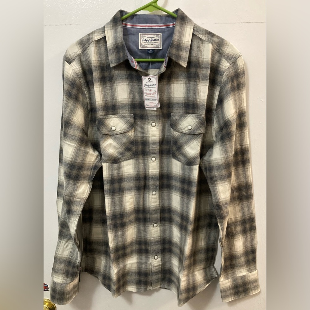 Flag & Anthem Men's Bottom Up Plaid Shirt Long Sleeve Medium Cream Charcoal NWT